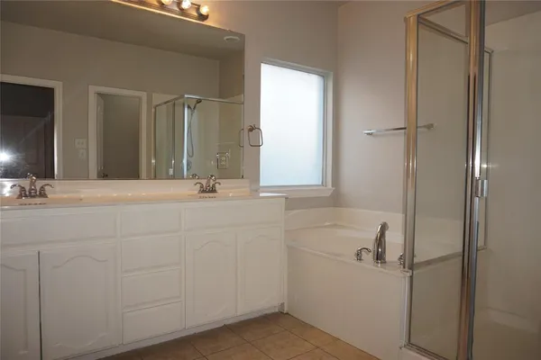 $2,295 | 5613 Penwell Drive, Fort Worth, TX 76135