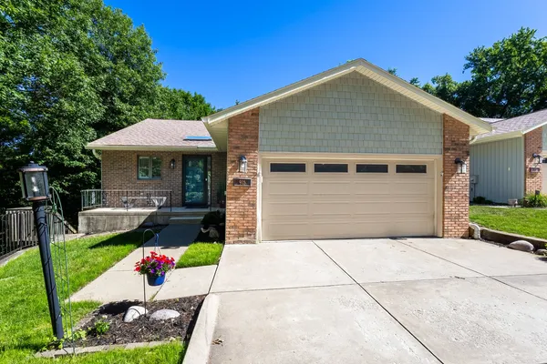 $242,000 | 915 23rd Avenue, Unit 6, East Moline, IL 61244