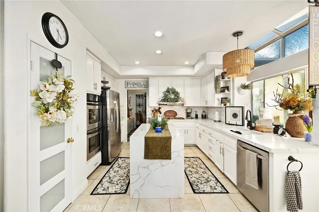 $925,000 | 40027 Gibraltar Drive, Murrieta, CA 92562