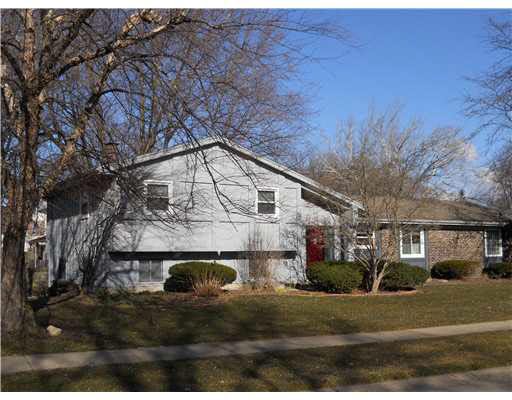 6001 York Road South Bend, IN 46614 - Photo 1 of 16 Gallery Image 1