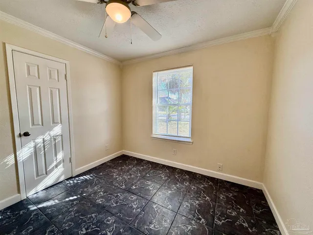 $2,500 | 3484 Willow Lane, Gulf Breeze, FL 32563