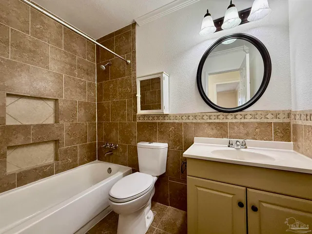 $2,500 | 3484 Willow Lane, Gulf Breeze, FL 32563