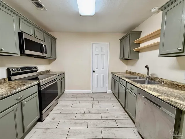 $2,500 | 3484 Willow Lane, Gulf Breeze, FL 32563