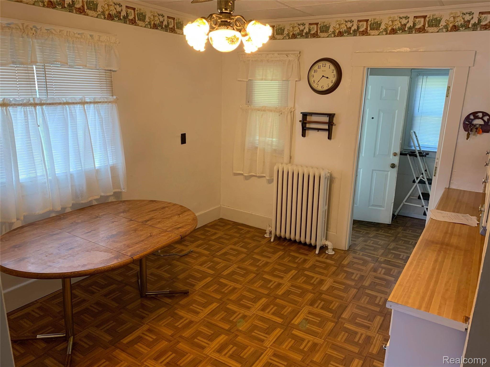 87 Oak Street River Rouge, MI 48218 - Photo 10 of 37 87 OAK RIVER ROUGE (14).jpg