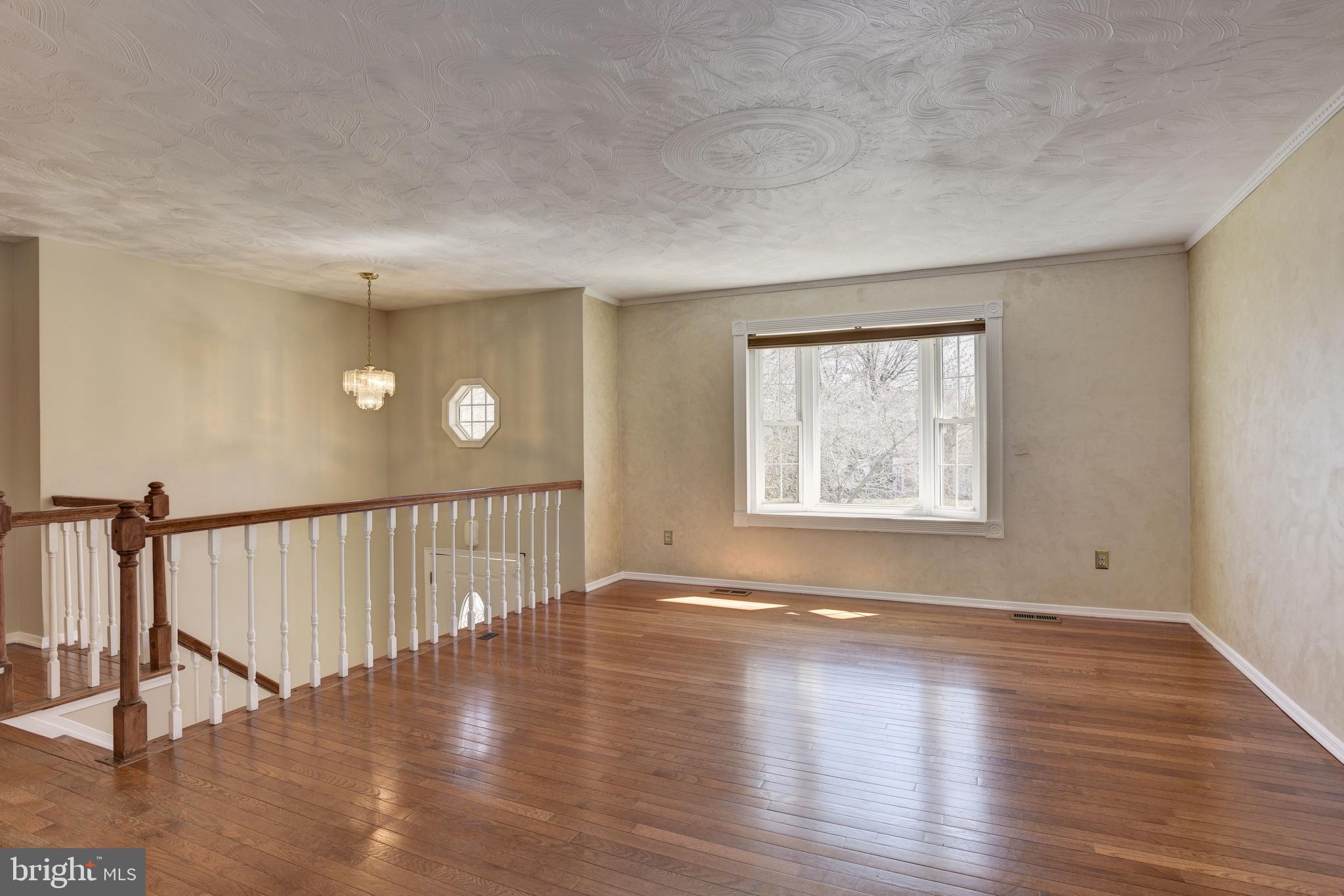8300 Grainfield Road Severn, MD 21144 - Photo 4 of 44 Living Room