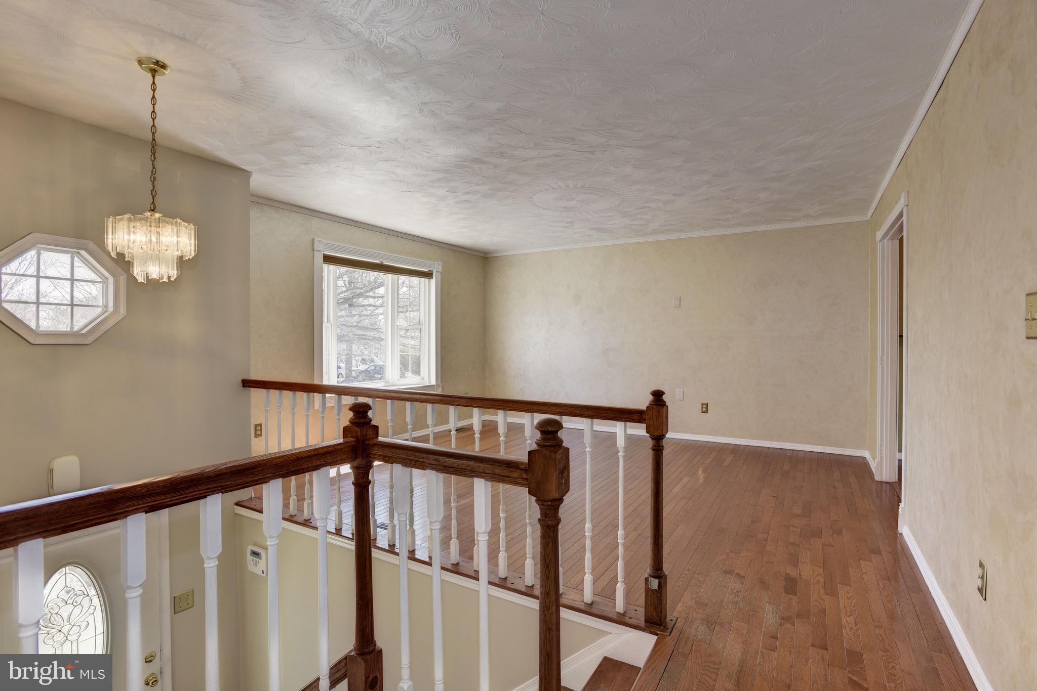 8300 Grainfield Road Severn, MD 21144 - Photo 9 of 44 Living Room