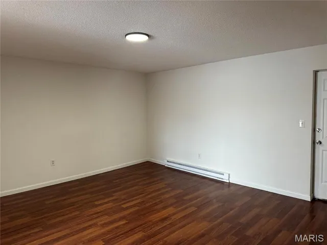 $900 | 215 East Cherry Street, Unit 1, Troy, MO 63379