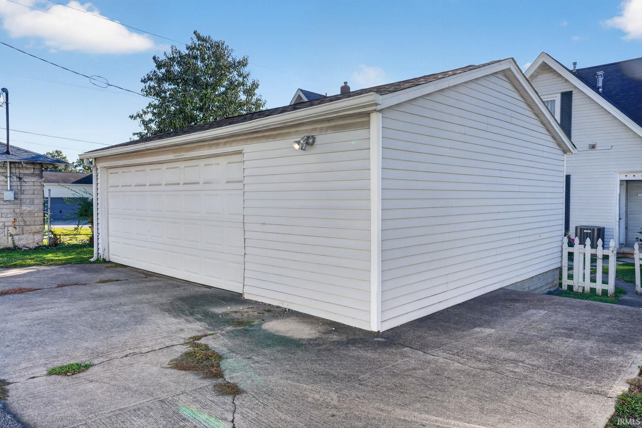 1138 M Street Bedford, IN 47421 - Photo 23 of 23 Gallery Image 23