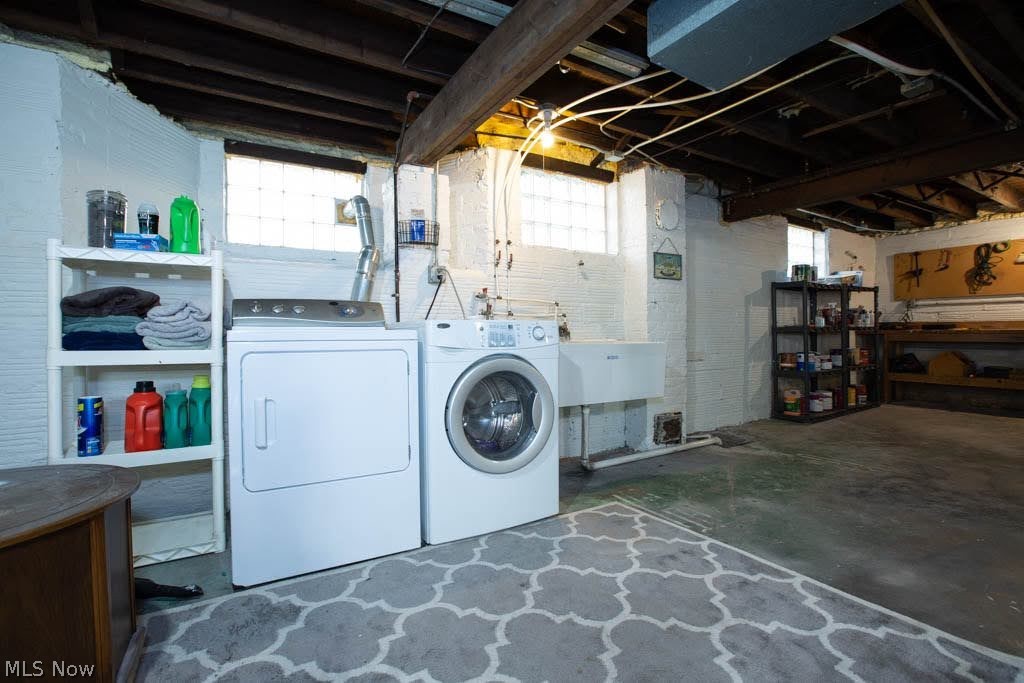 3178 Oak Road Cleveland, OH 44118 - Photo 23 of 35