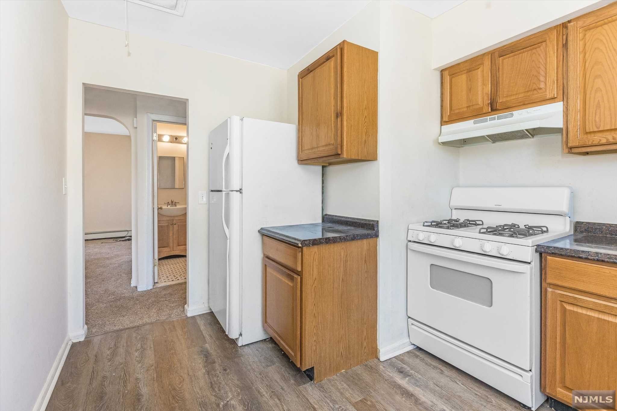 105 Centre Street Nutley, NJ 07110 - Photo 11 of 22