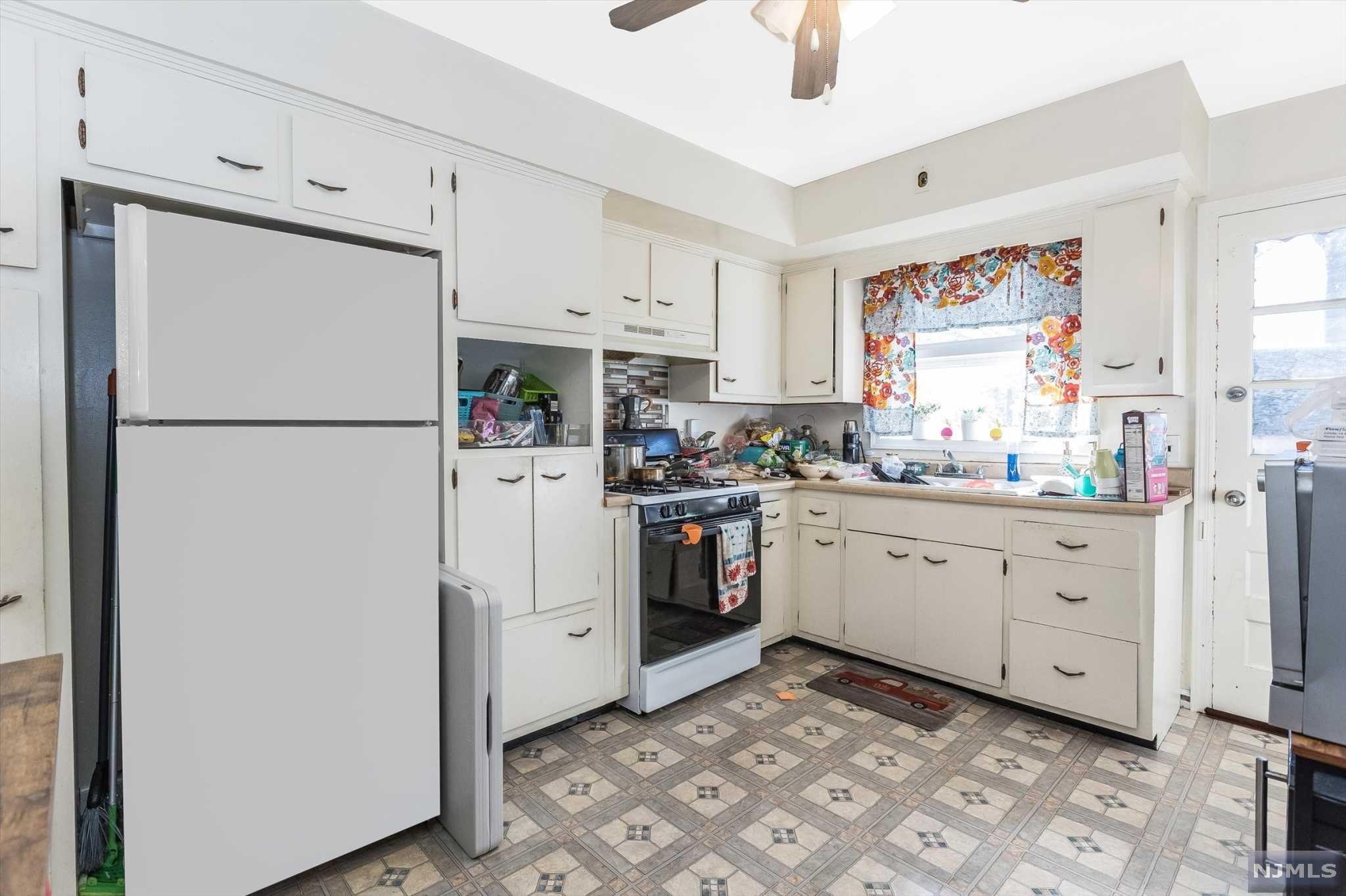 105 Centre Street Nutley, NJ 07110 - Photo 18 of 22