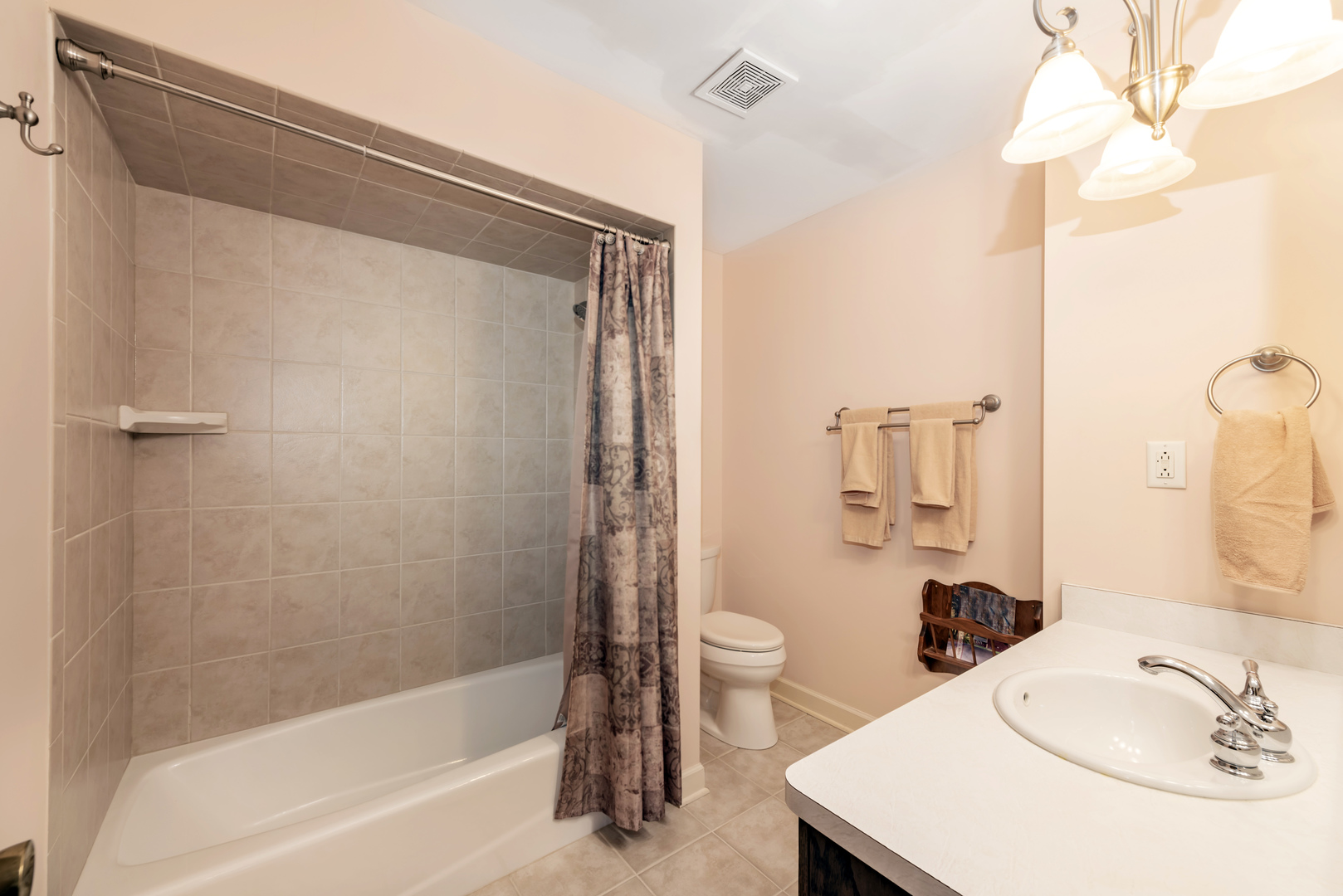 515 Republic Road Batavia, IL 60510 - Photo 14 of 19