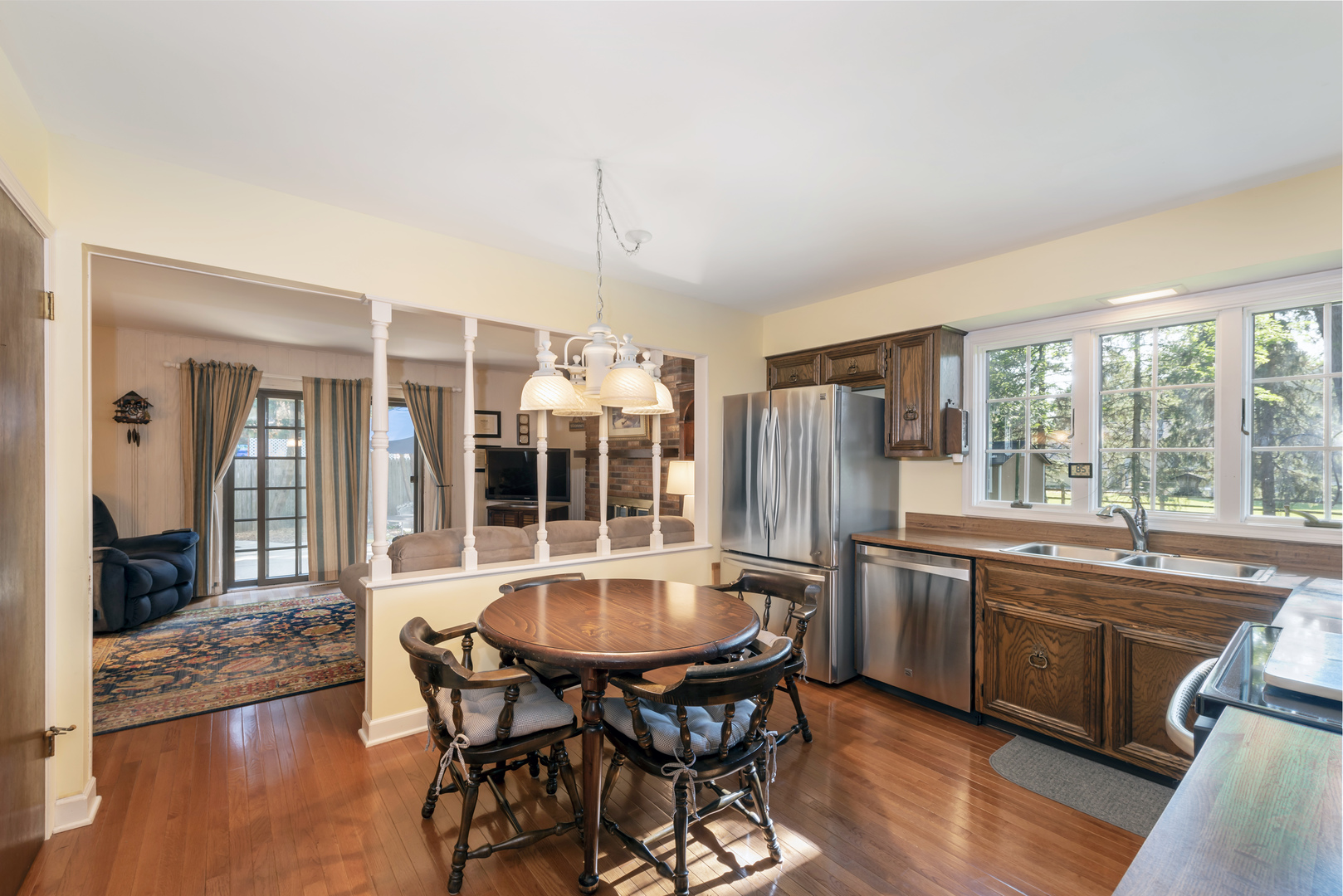 515 Republic Road Batavia, IL 60510 - Photo 3 of 19