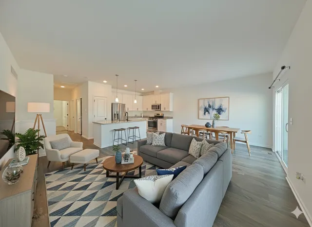 $2,850 | 4303 Chelsea Mnr Circle, Aurora, IL 60504