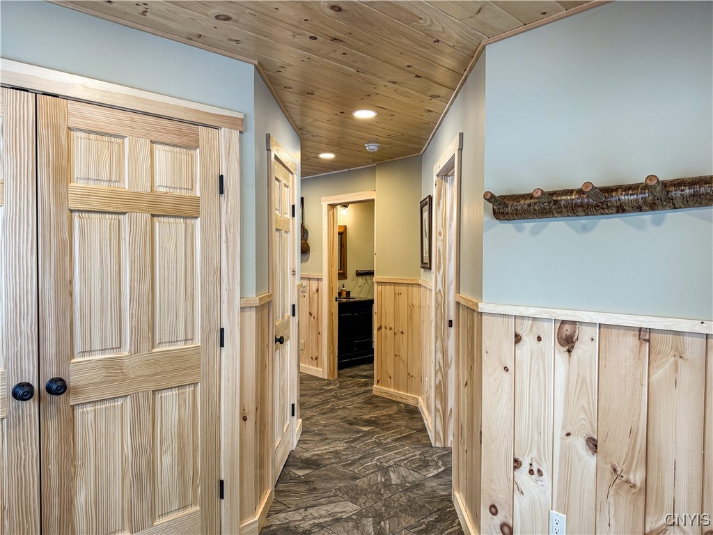 63 Rocky Point Circle Inlet, NY 13360 - Photo 10 of 38 Front Hall - Completed Model Shown