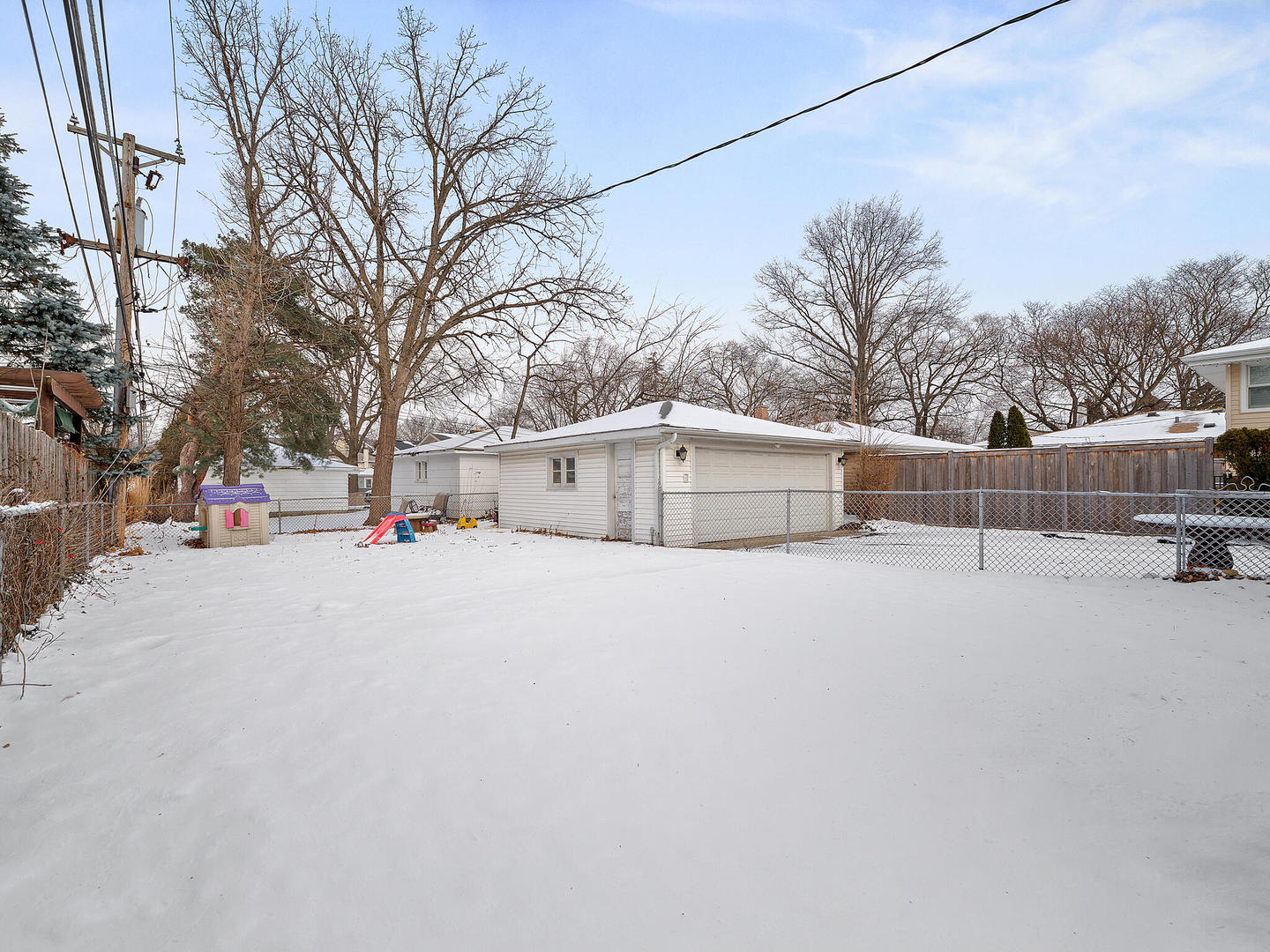 1340 Oak Street Western Springs, IL 60558 - Photo 24 of 25 a view of road with large building