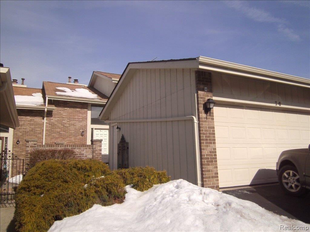 14 Kirks Court Rochester, MI 48309 - Photo 1 of 9 SANY0157
