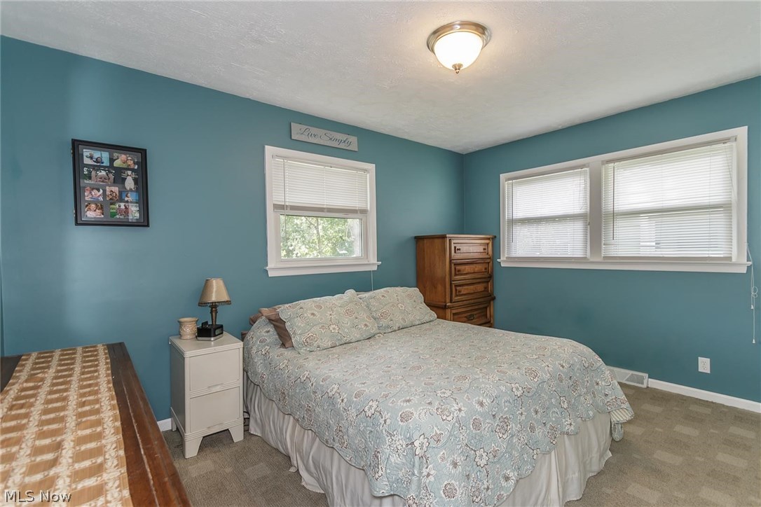4986 North Sedgewick Road Cleveland, OH 44124 - Photo 11 of 29 Gallery Image 11