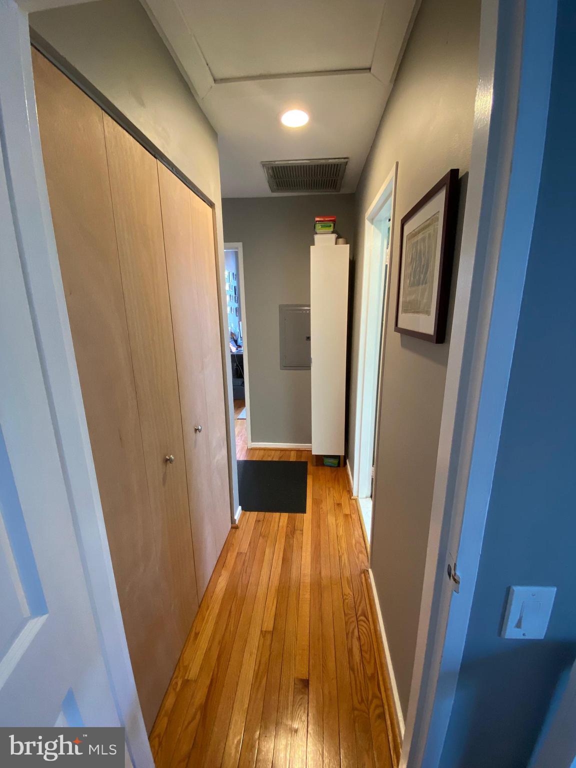 12-16 Letitia Street, Unit 503 Philadelphia, PA 19106 - Photo 11 of 23