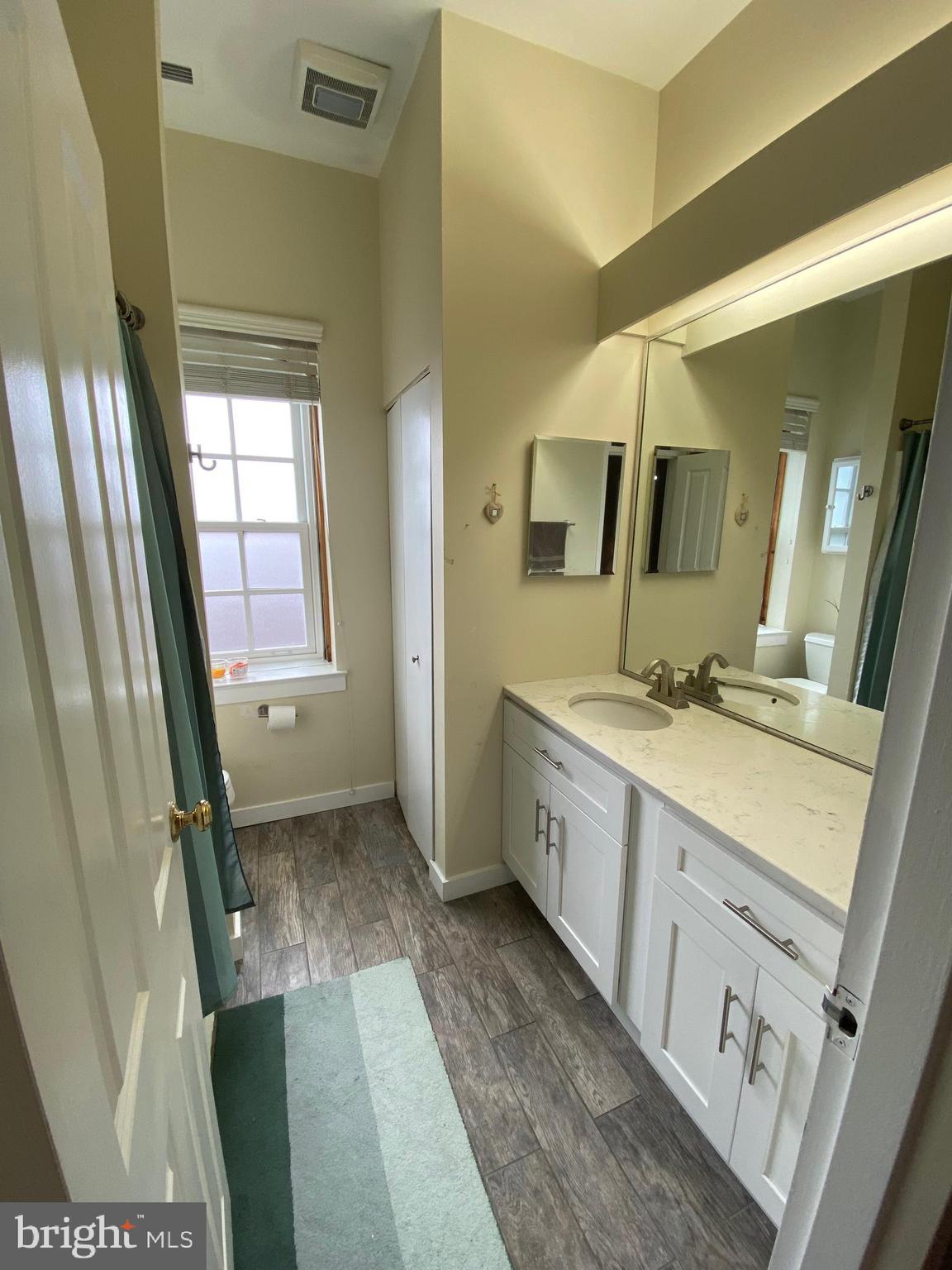 12-16 Letitia Street, Unit 503 Philadelphia, PA 19106 - Photo 15 of 23