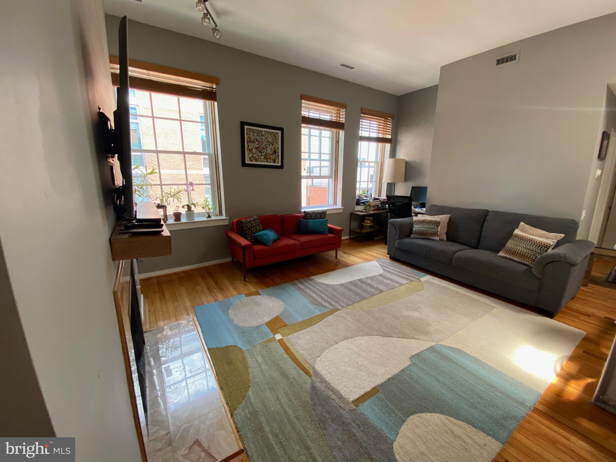 12-16 Letitia Street, Unit 503 Philadelphia, PA 19106 - Photo 2 of 23