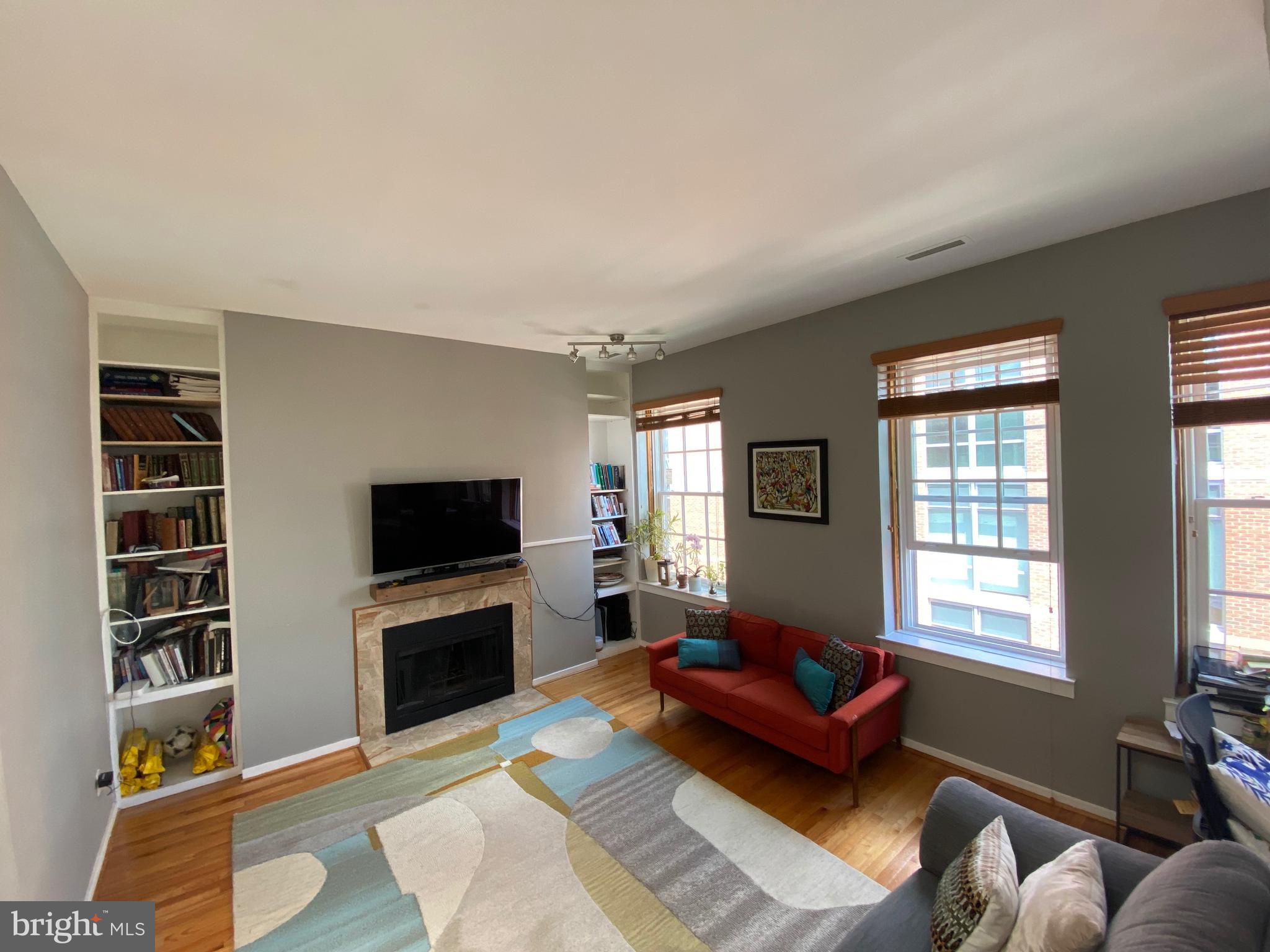 12-16 Letitia Street, Unit 503 Philadelphia, PA 19106 - Photo 5 of 23