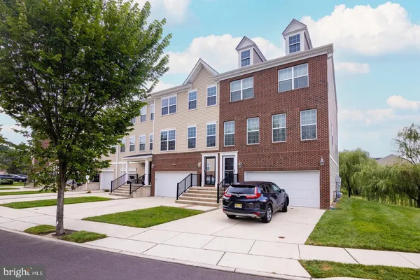 $3,100 | 109 Creekside Way, Burlington, NJ 08016