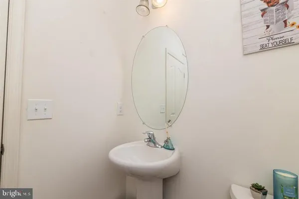 $3,100 | 109 Creekside Way, Burlington, NJ 08016