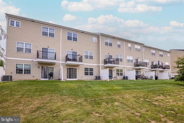 $3,100 | 109 Creekside Way, Burlington, NJ 08016