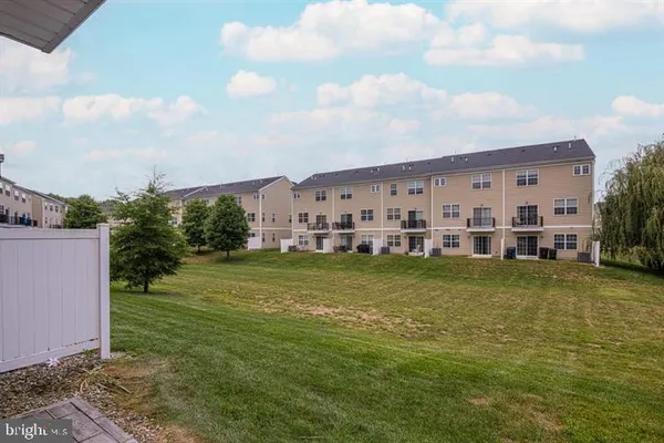 $3,100 | 109 Creekside Way, Burlington, NJ 08016