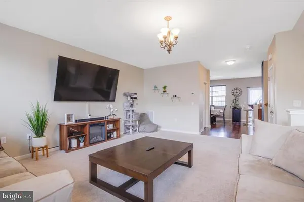 $3,100 | 109 Creekside Way, Burlington, NJ 08016