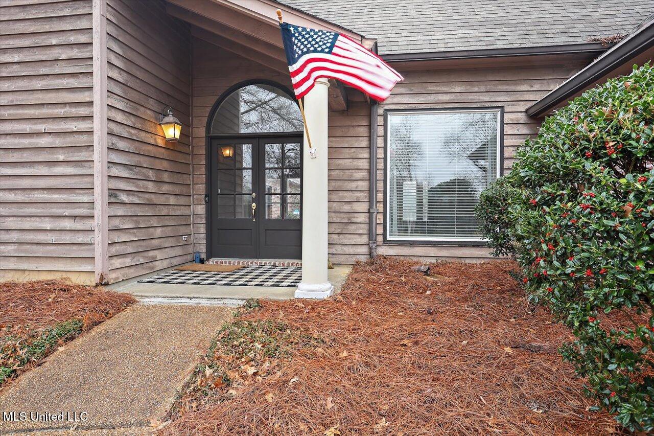 298 Red Eagle Circle Ridgeland, MS 39157 - Photo 5 of 40 05-298 Red Eagle Cir