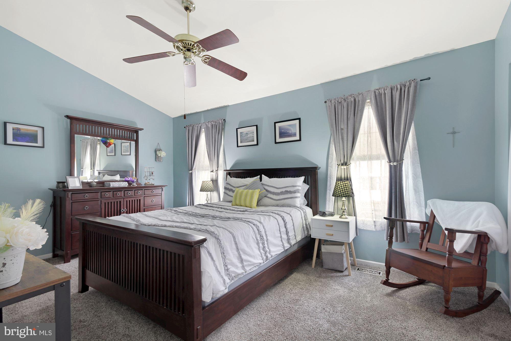 2057 Putnam Road Halethorpe, MD 21227 - Photo 15 of 32