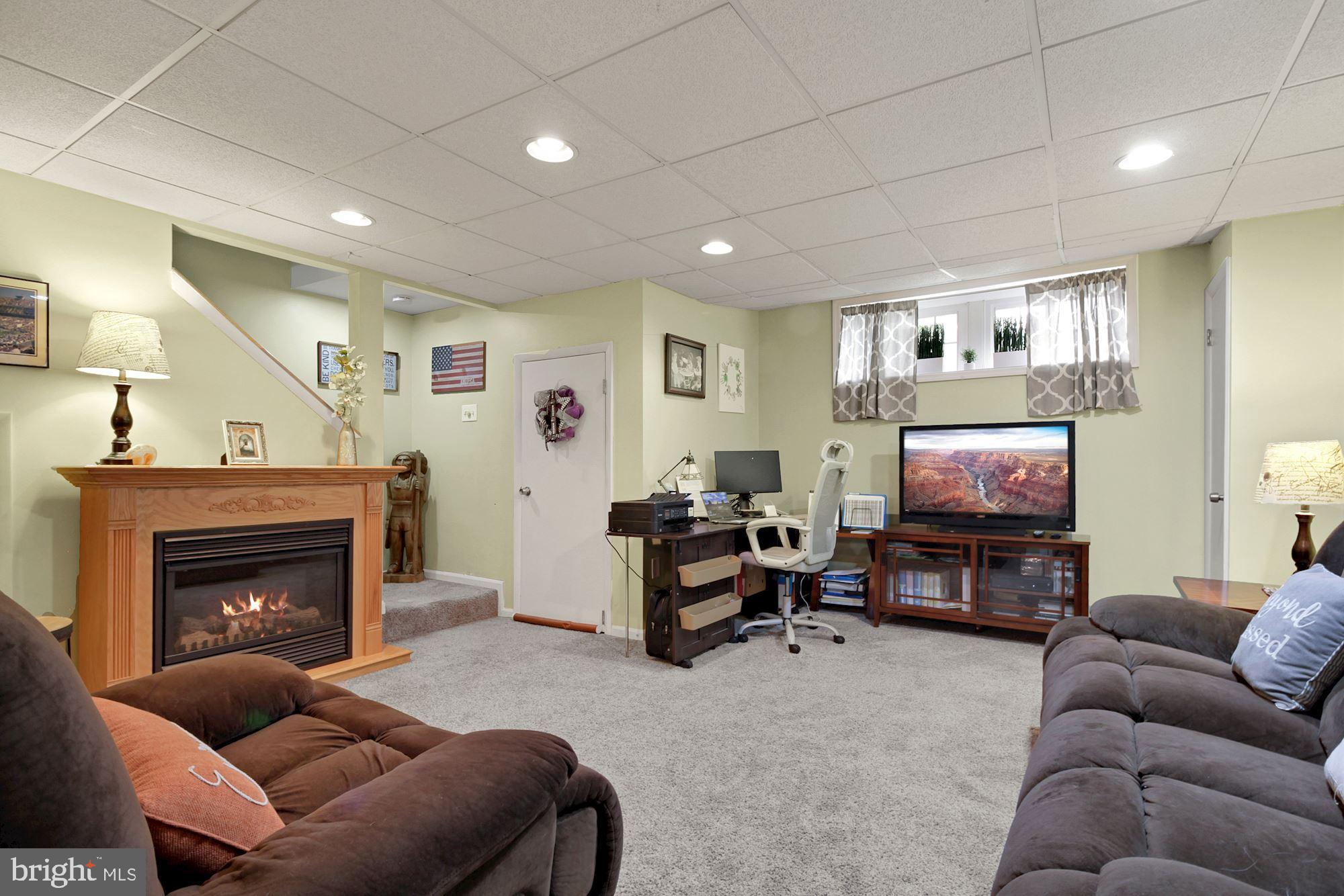 2057 Putnam Road Halethorpe, MD 21227 - Photo 25 of 32