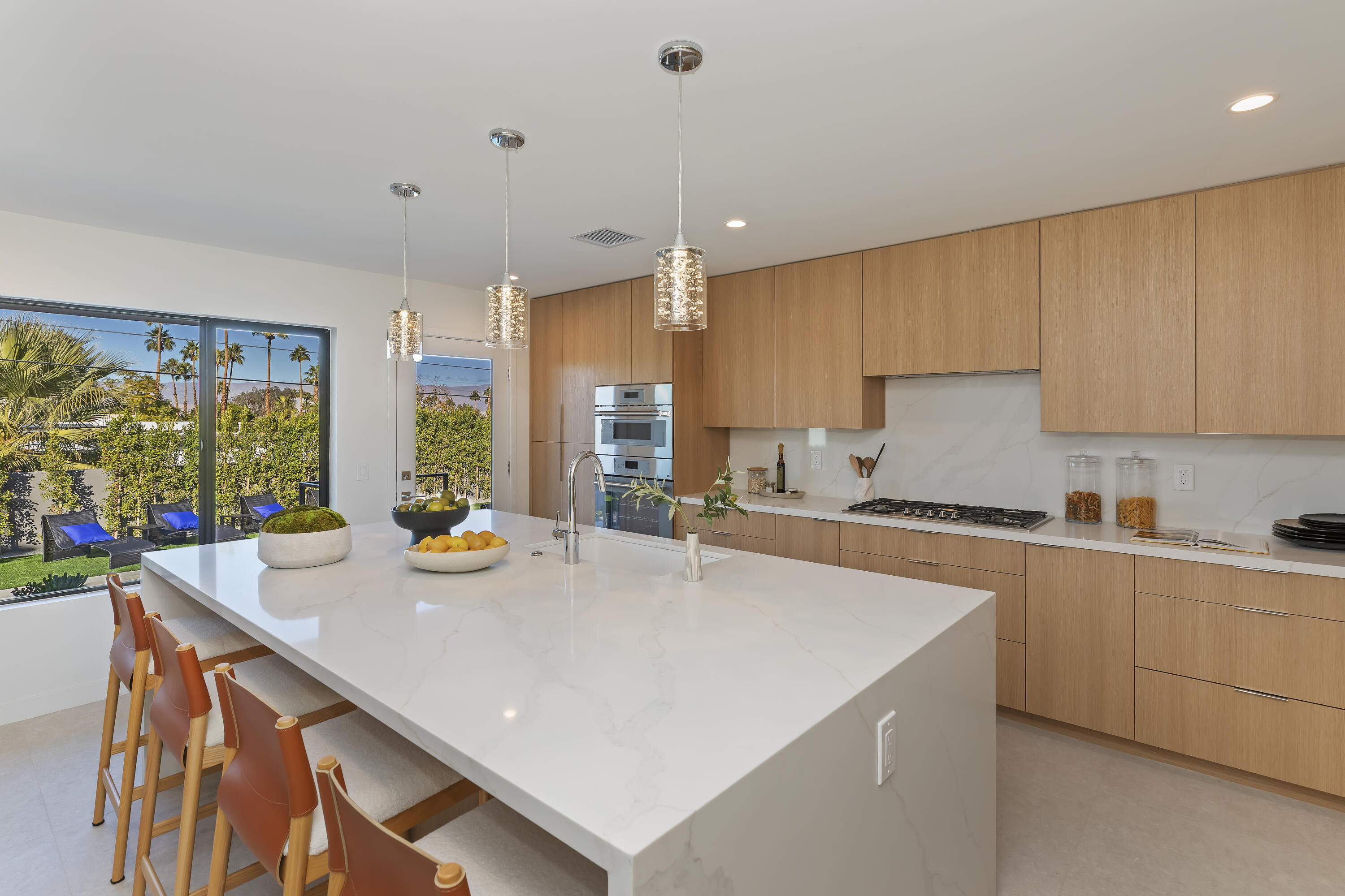 73306 Juniper Street Palm Desert, CA 92260 - Photo 17 of 79 09-Kitchen