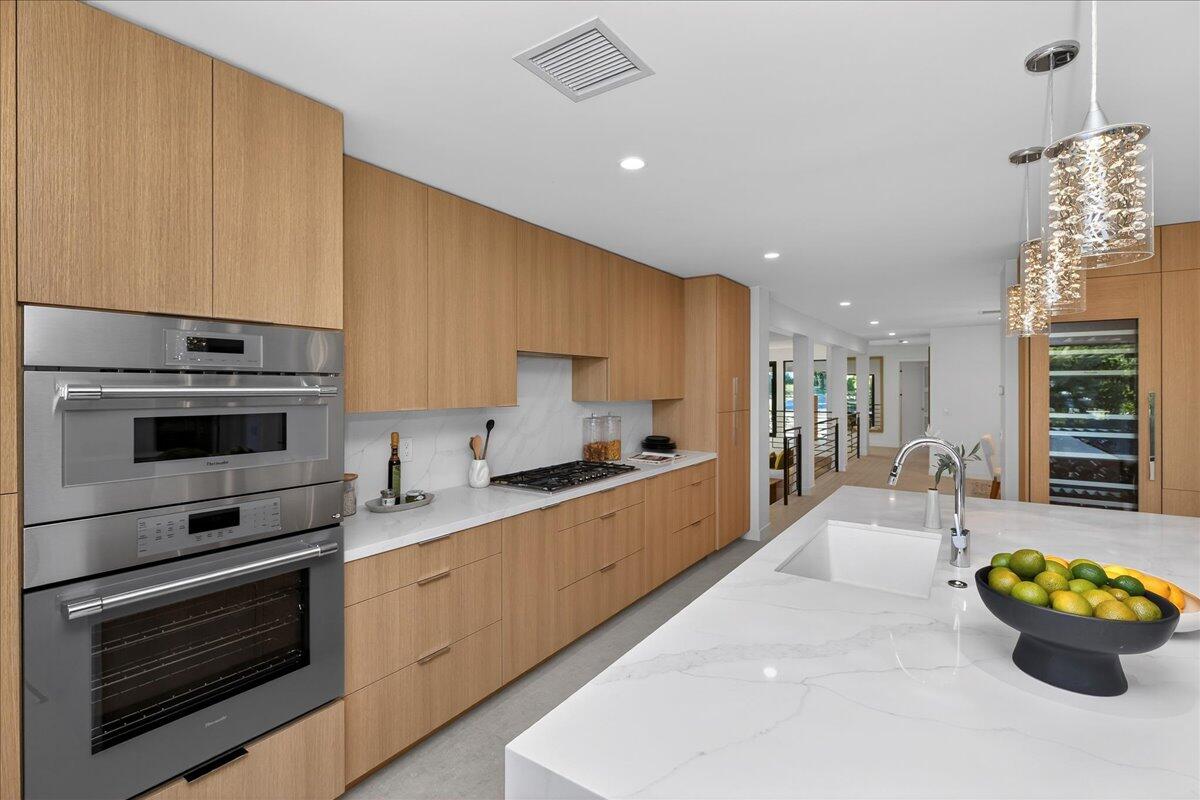 73306 Juniper Street Palm Desert, CA 92260 - Photo 22 of 79 22-Kitchen