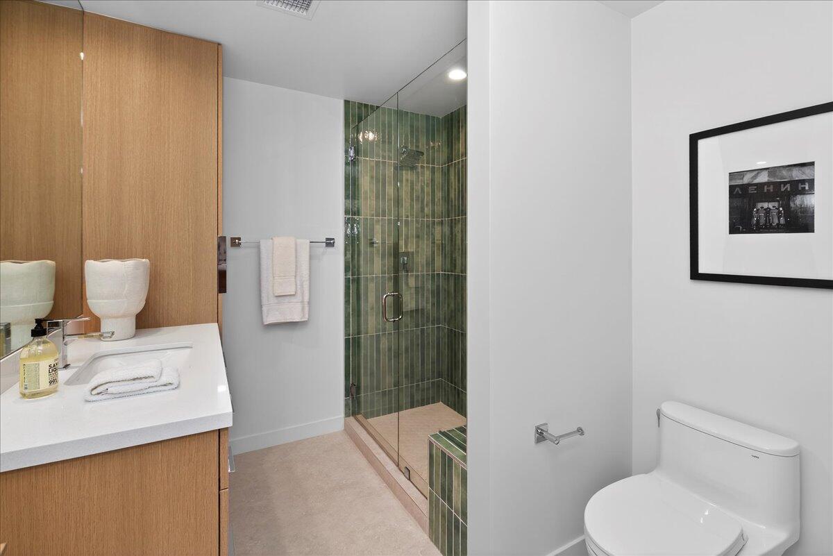 73306 Juniper Street Palm Desert, CA 92260 - Photo 25 of 79 25-Bathroom