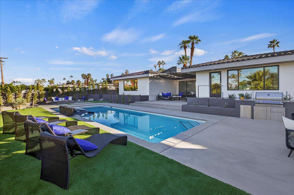 73306 Juniper Street Palm Desert, CA 92260 - Photo 3 of 79 45-Back View