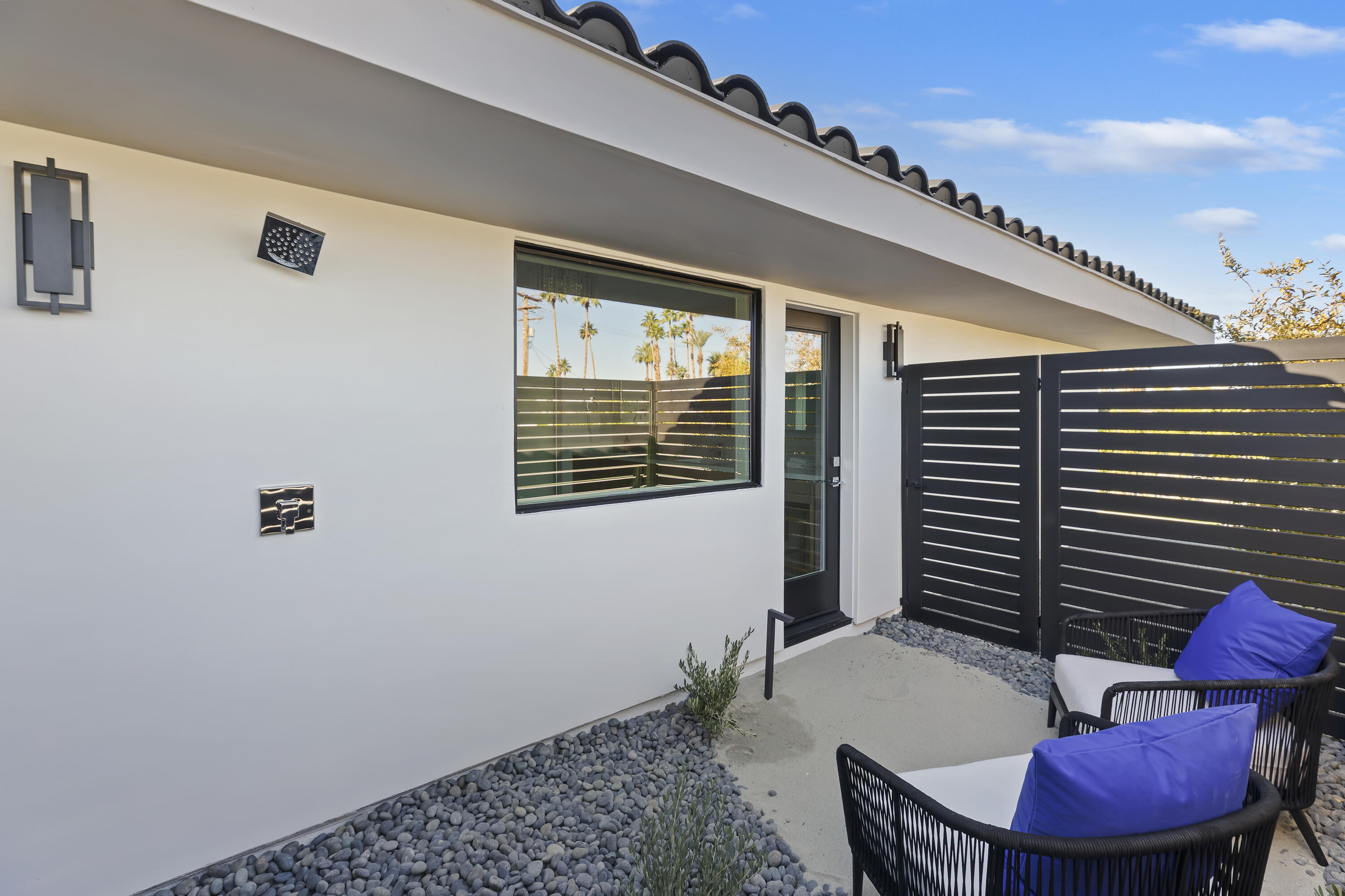 73306 Juniper Street Palm Desert, CA 92260 - Photo 39 of 79 shower2