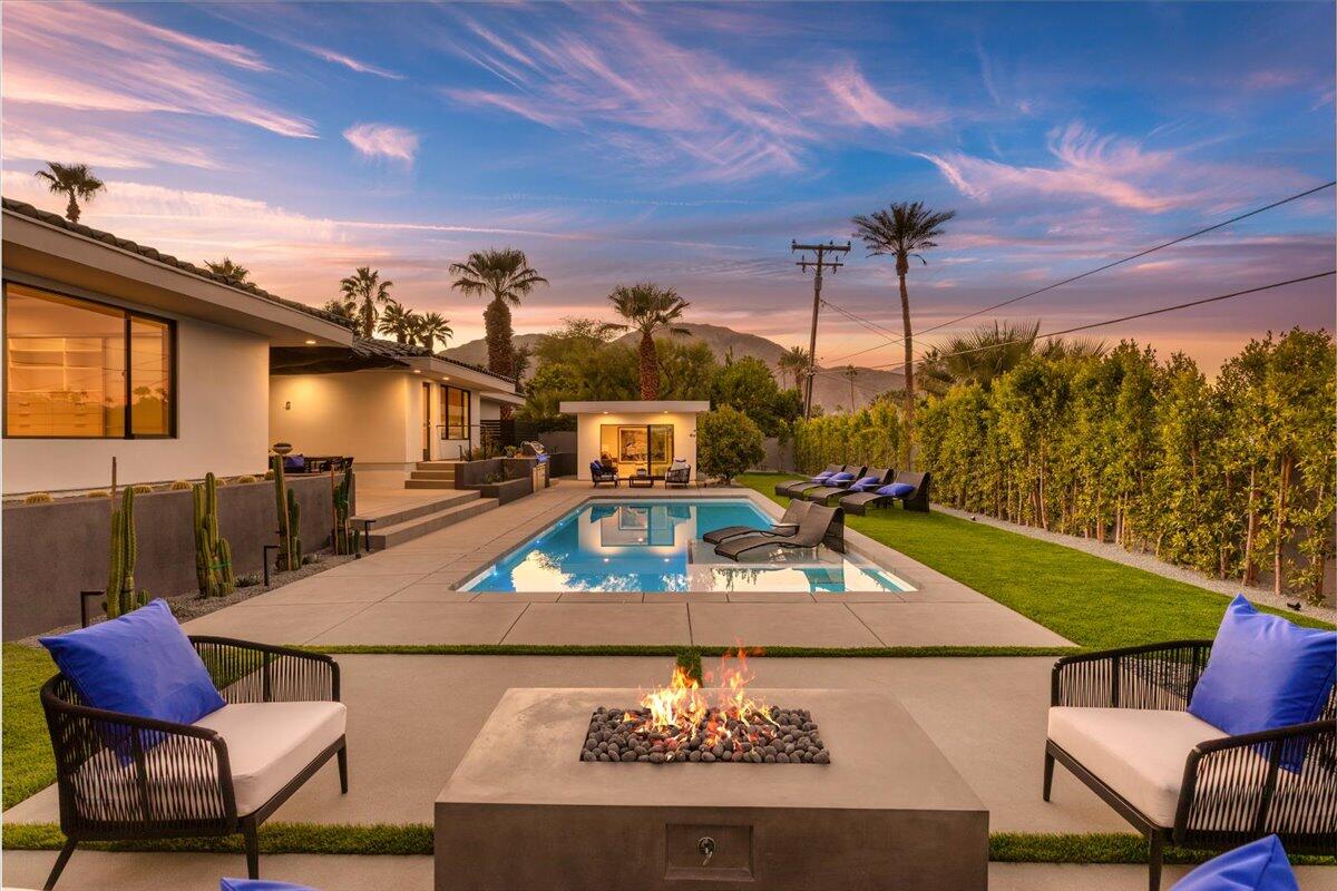 73306 Juniper Street Palm Desert, CA 92260 - Photo 4 of 79 54-Backyard at Twilight