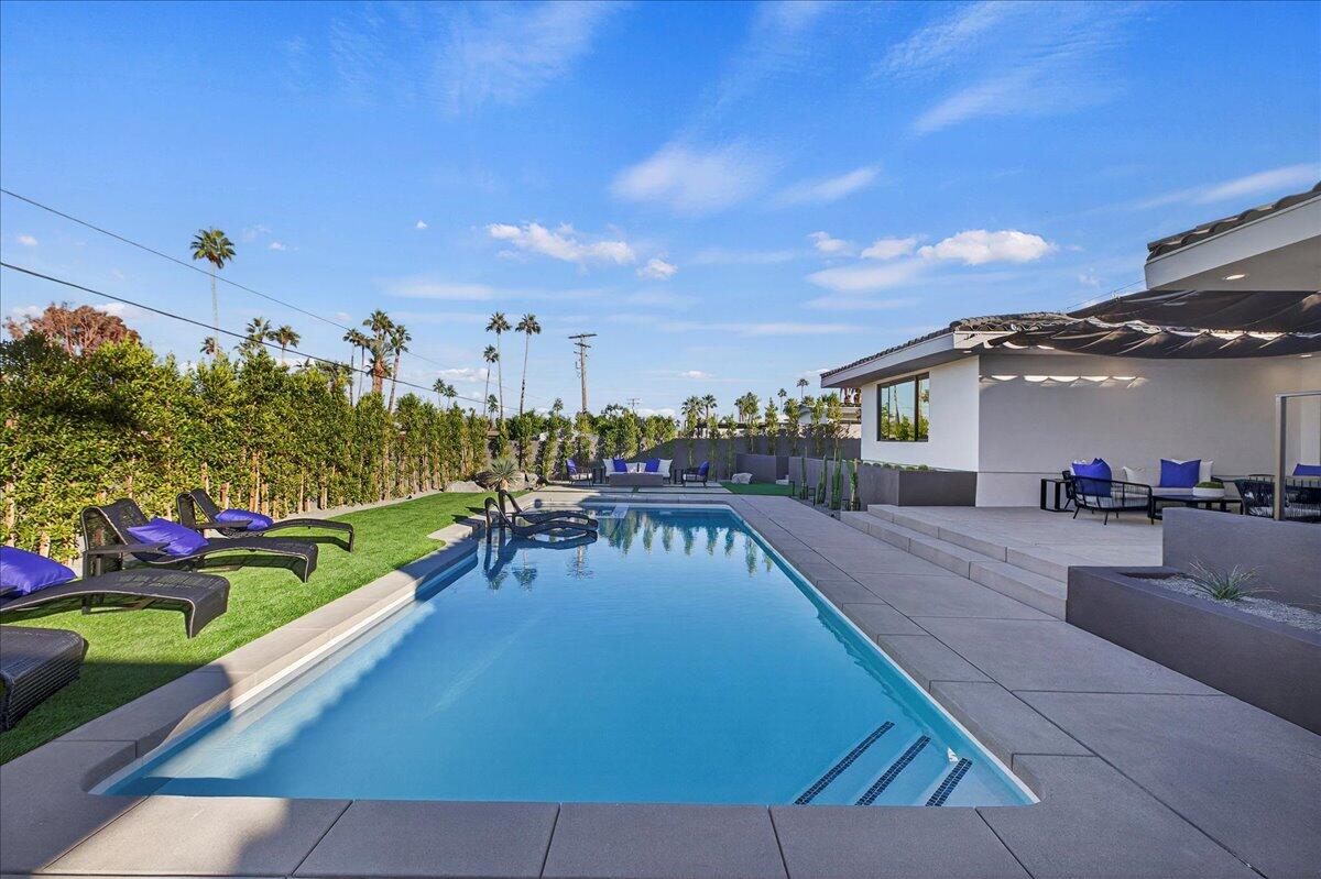 73306 Juniper Street Palm Desert, CA 92260 - Photo 58 of 79 59-Pool View