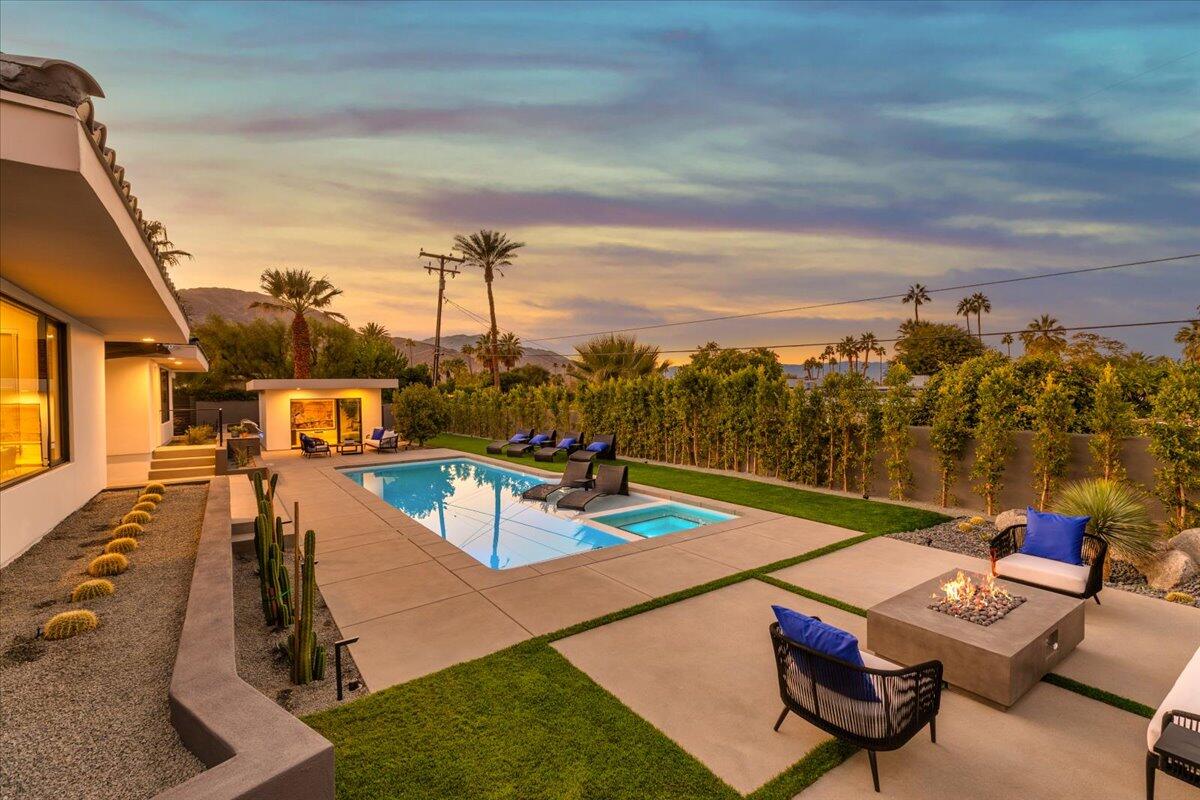 73306 Juniper Street Palm Desert, CA 92260 - Photo 59 of 79 60-Backyard at Twilight