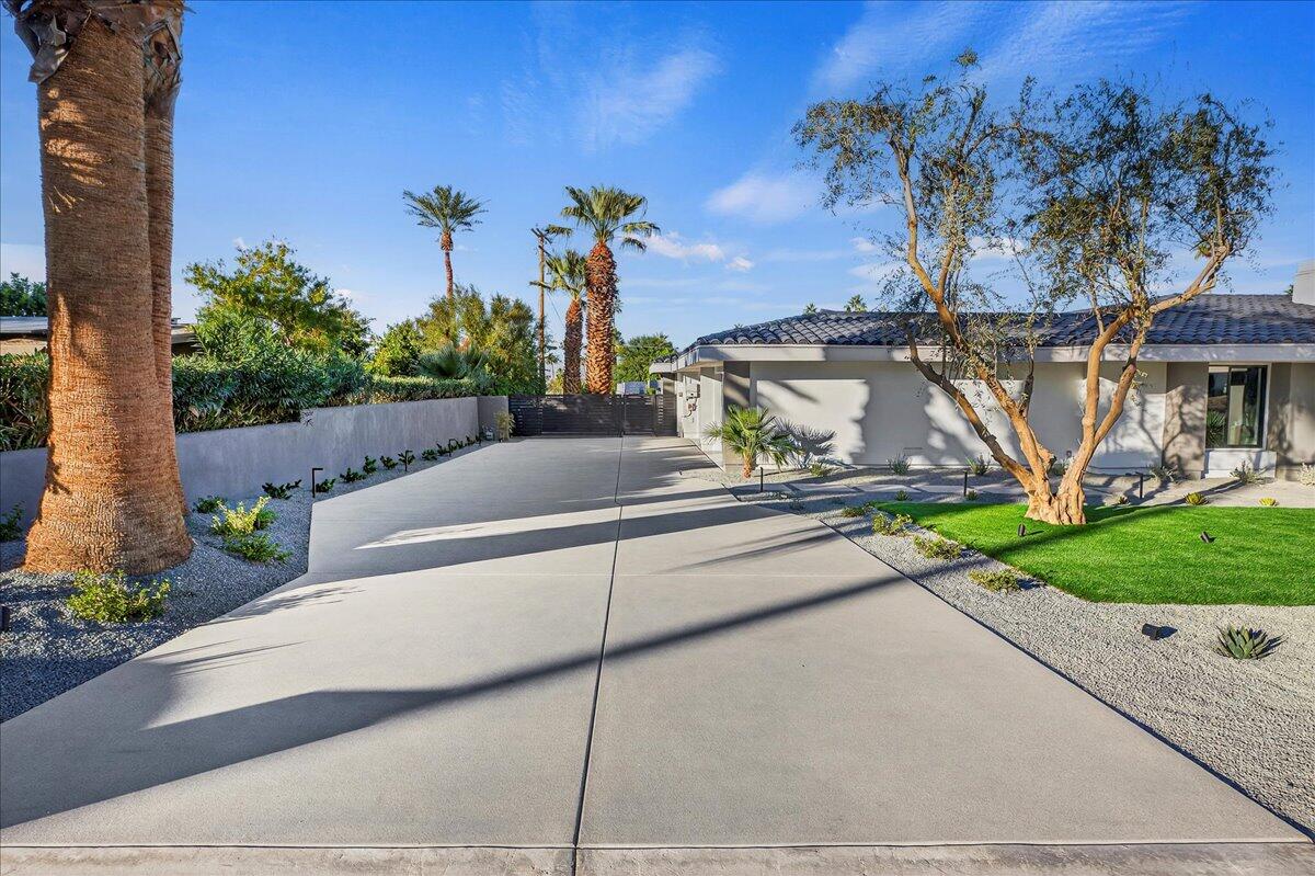 73306 Juniper Street Palm Desert, CA 92260 - Photo 70 of 79 74-Front of Home