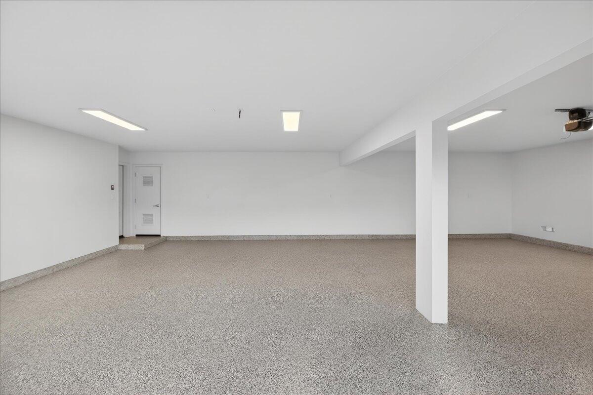 73306 Juniper Street Palm Desert, CA 92260 - Photo 73 of 79 77-Garage