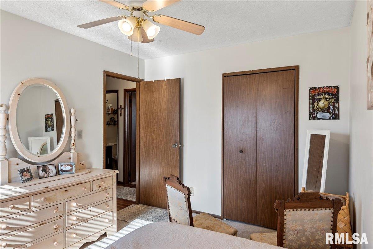 1828 Stanhope Road Springfield, IL 62702 - Photo 15 of 28