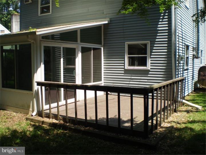 20 Drexel Road Hatboro, PA 19040 - Photo 3 of 6 Deck