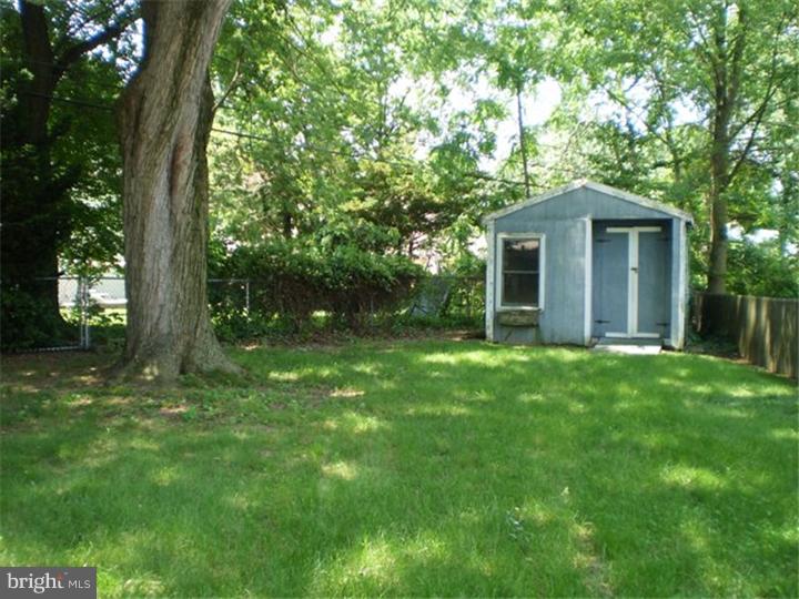 20 Drexel Road Hatboro, PA 19040 - Photo 6 of 6 Back Yard