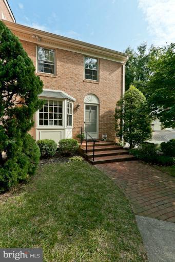 6617 Weymouth Road Baltimore, MD 21212 - Photo 28 of 30 a front view of a house with garden
