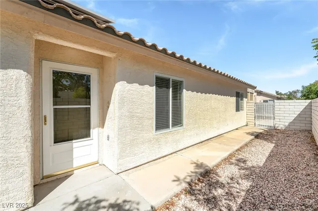 $399,000 | 8920 Iron Hitch Avenue, Las Vegas, NV 89143