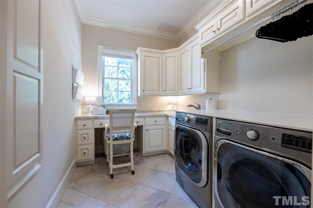 2609 Cooleemee Drive Raleigh, NC 27608 - Photo 12 of 29